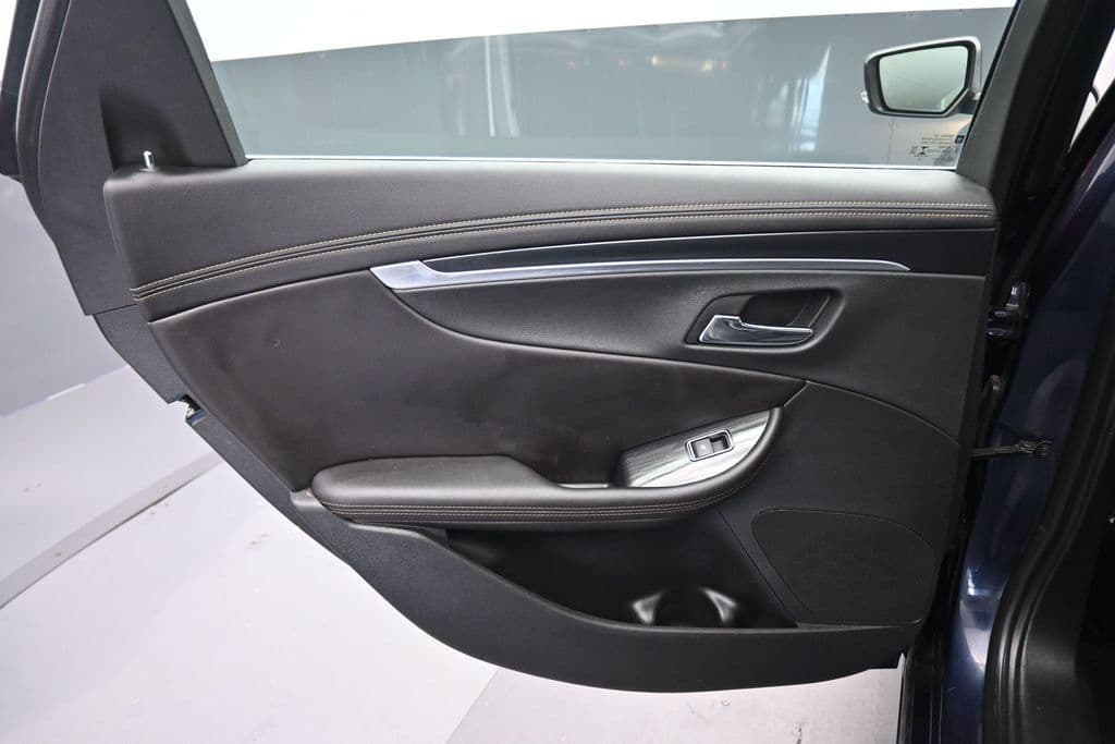 2019 Chevrolet Impala LT, photo 29 of 57