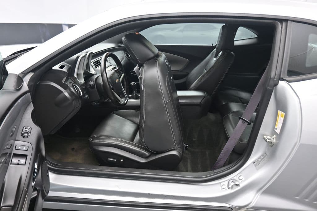 2014 Chevrolet Camaro 2LT, photo 30 of 49