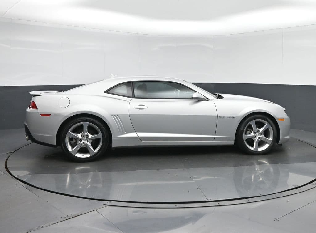 2014 Chevrolet Camaro 2LT, photo 8 of 49