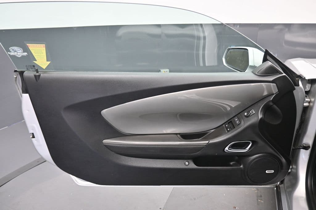 2014 Chevrolet Camaro 2LT, photo 9 of 49