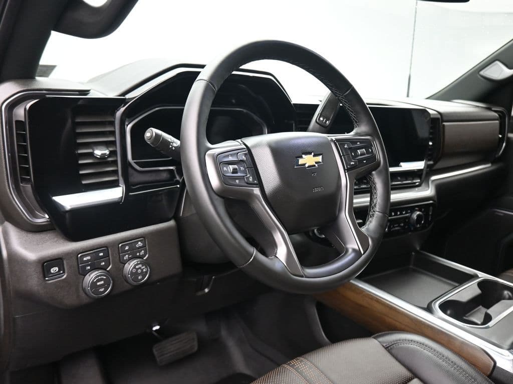 2025 Chevrolet Silverado 2500HD High Country, photo 14 of 72