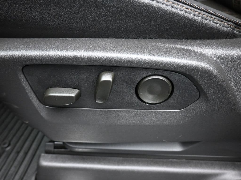2025 Chevrolet Silverado 2500HD High Country, photo 13 of 72