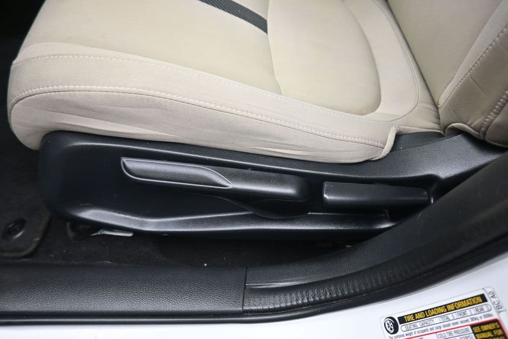 2016 Honda Civic EX-T, photo 13 of 60