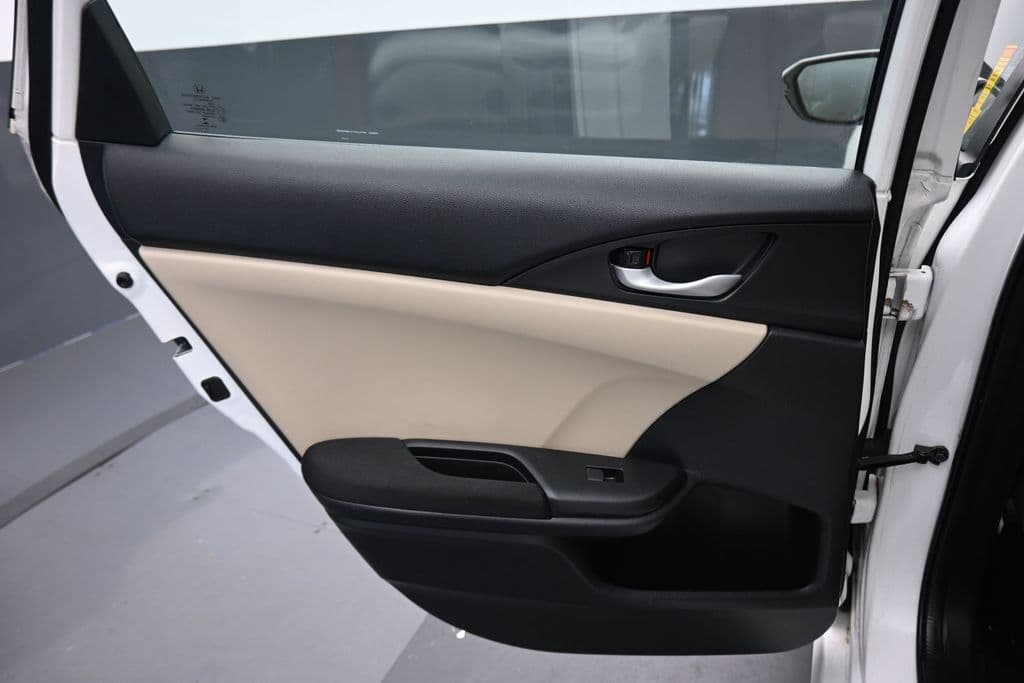 2016 Honda Civic EX-T, photo 31 of 60