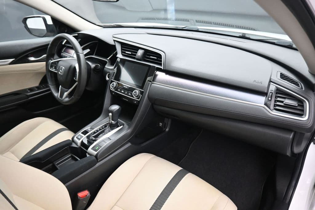 2016 Honda Civic EX-T, photo 43 of 60
