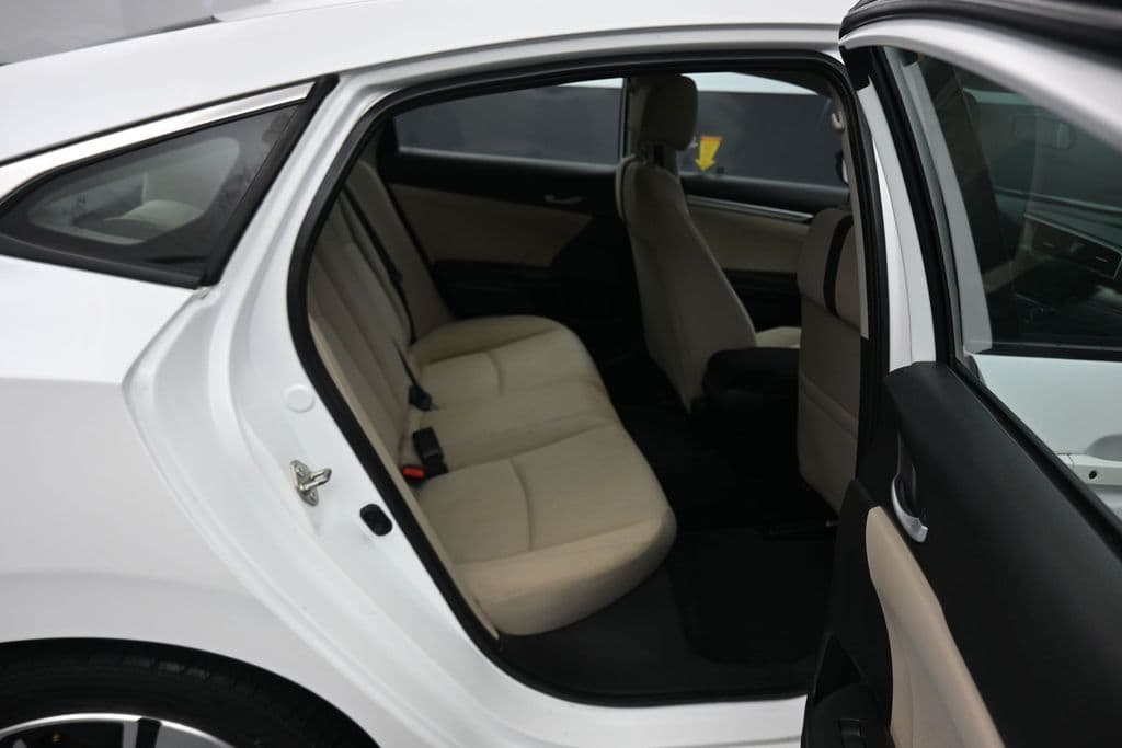2016 Honda Civic EX-T, photo 37 of 60
