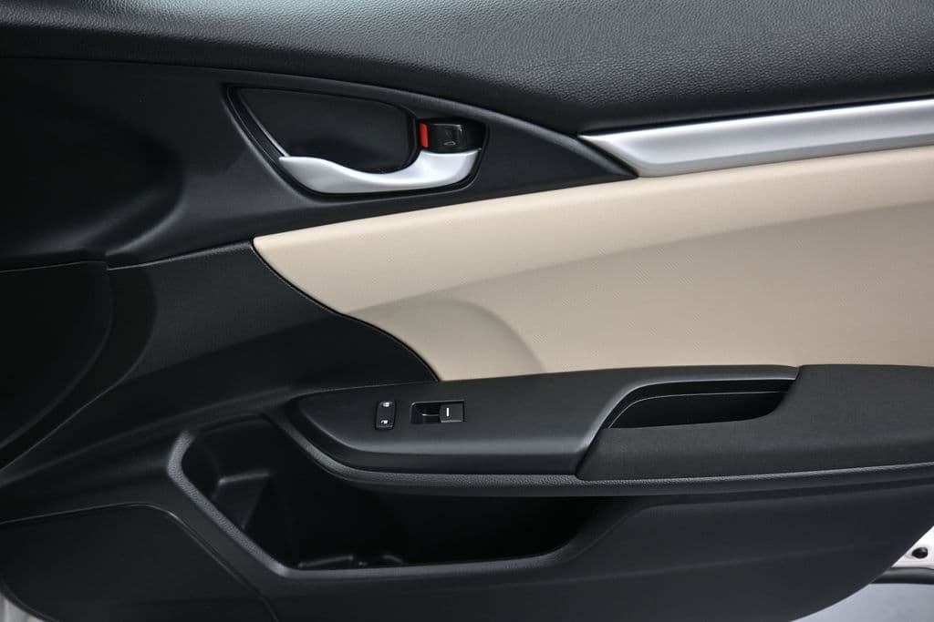 2018 Honda Civic LX, photo 37 of 55
