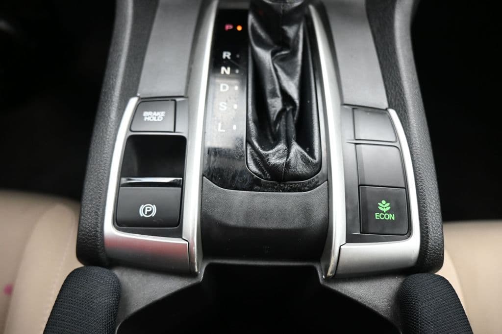 2018 Honda Civic LX, photo 23 of 55