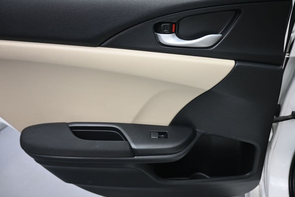 2018 Honda Civic LX, photo 30 of 55