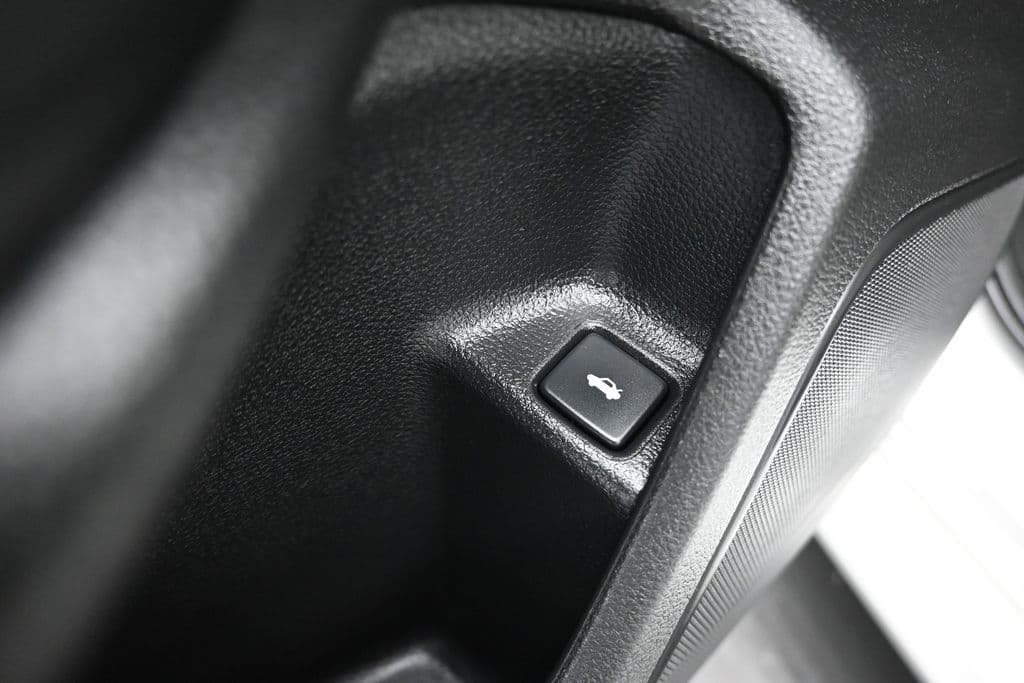 2018 Honda Civic LX, photo 11 of 55
