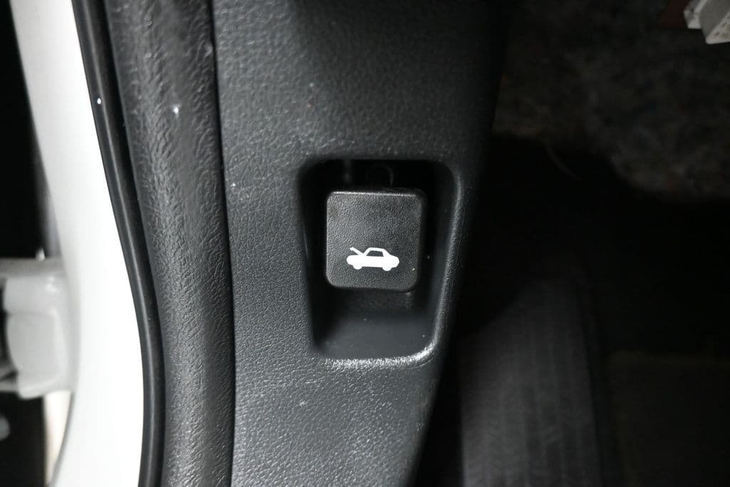 2018 Honda Civic LX, photo 27 of 55
