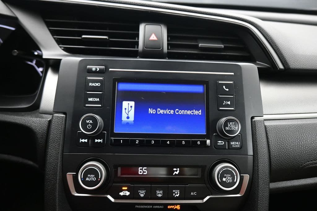 2018 Honda Civic LX, photo 18 of 55
