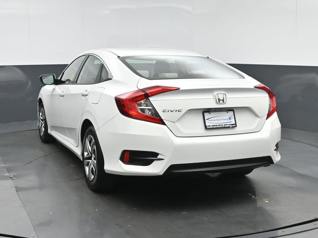 2018 Honda Civic LX, photo 5 of 55