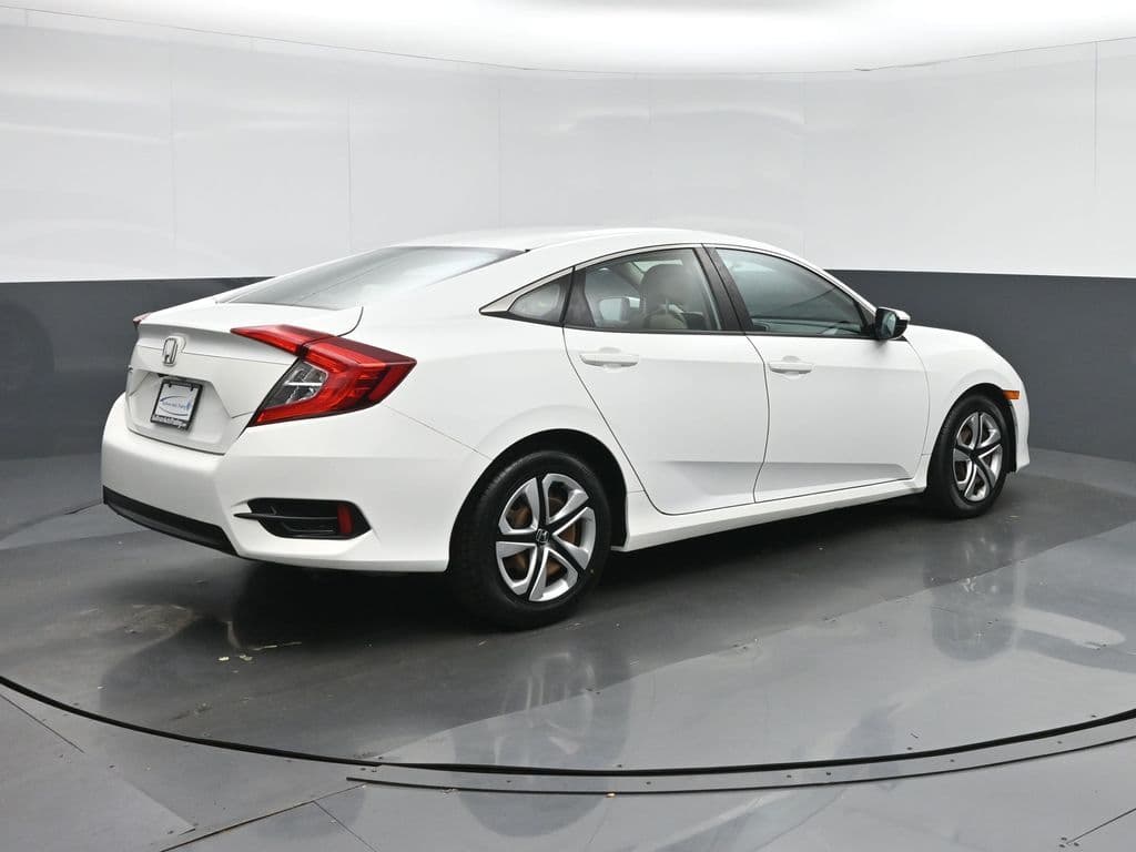 2018 Honda Civic LX, photo 7 of 55
