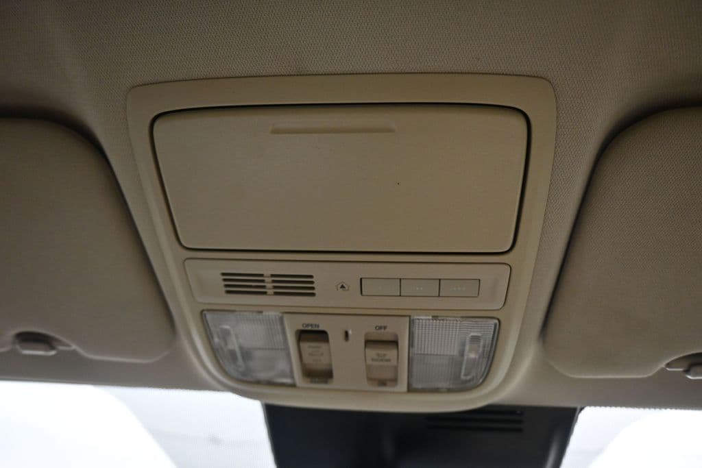 2018 Honda CR-V Touring, photo 26 of 64