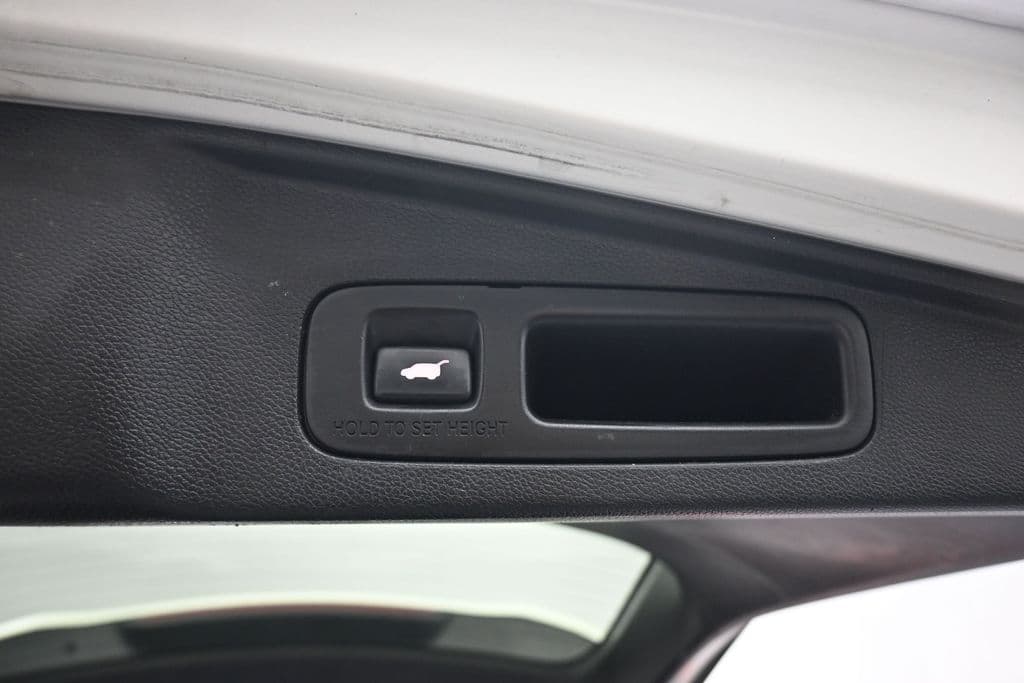 2018 Honda CR-V Touring, photo 47 of 64
