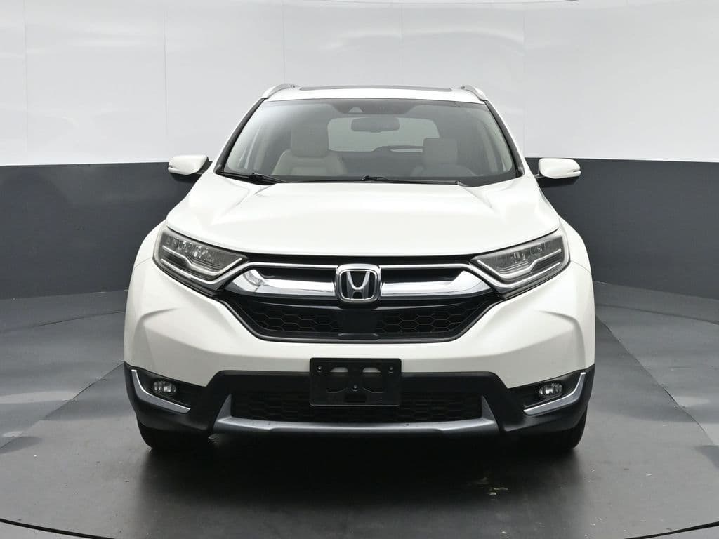 2018 Honda CR-V Touring, photo 2 of 64