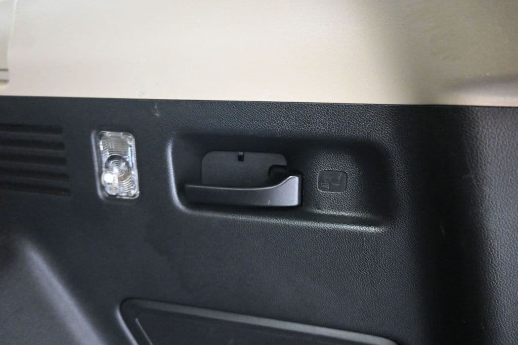 2018 Honda CR-V Touring, photo 48 of 64