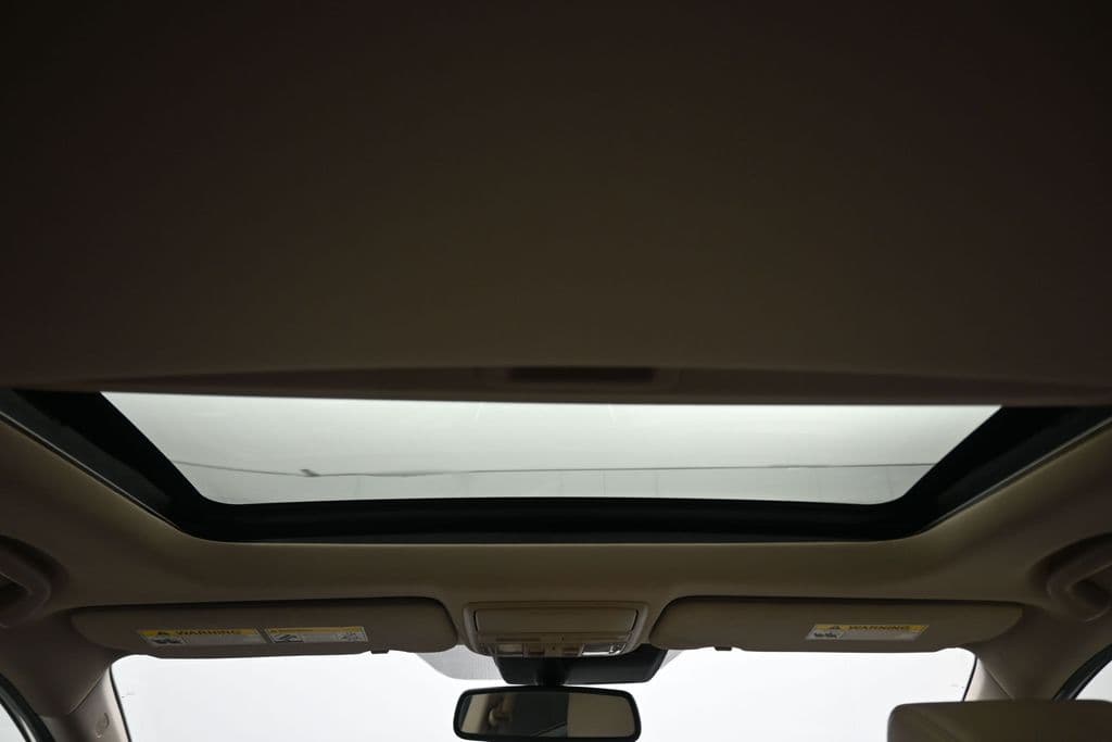2018 Honda CR-V Touring, photo 40 of 64