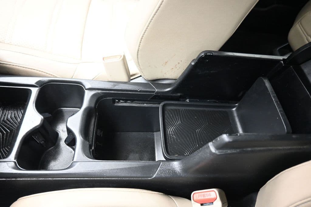 2018 Honda CR-V Touring, photo 25 of 64