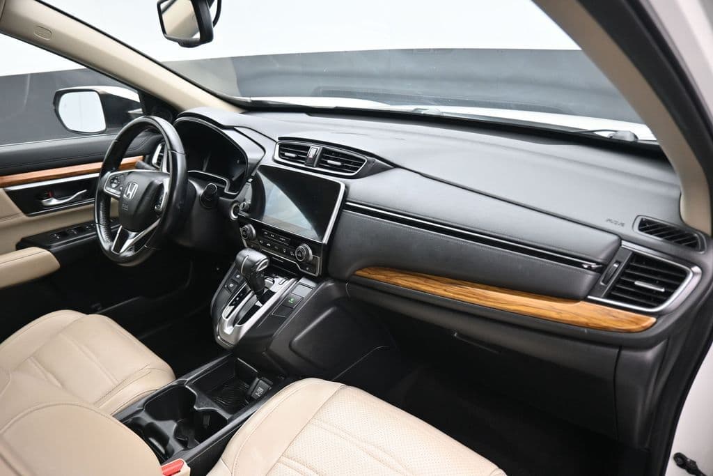2018 Honda CR-V Touring, photo 45 of 64