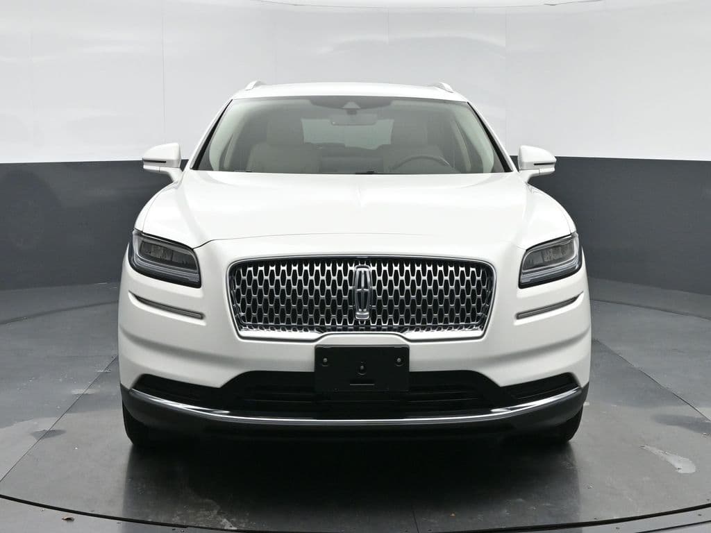 2022 Lincoln Nautilus Standard, photo 2 of 63