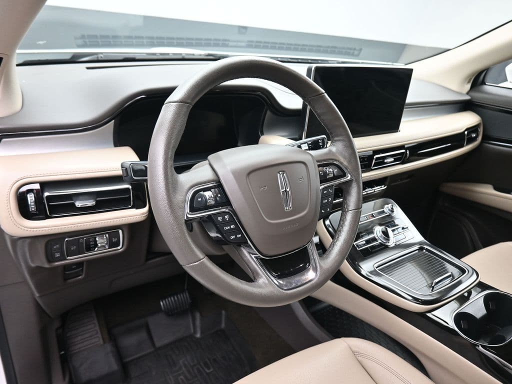 2022 Lincoln Nautilus Standard, photo 13 of 63