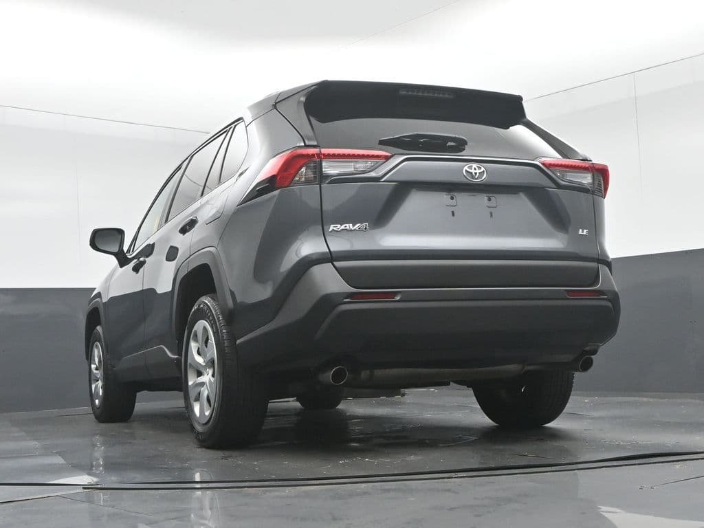 2021 Toyota RAV4 LE, photo 50 of 55
