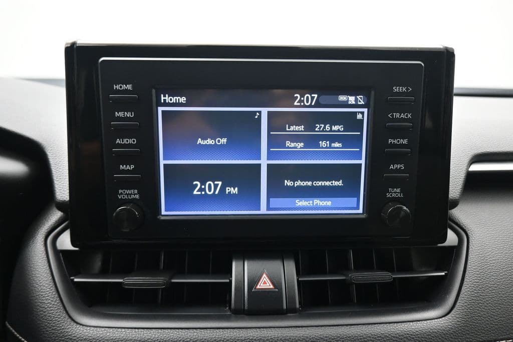 2019 Toyota RAV4 LE, photo 16 of 55