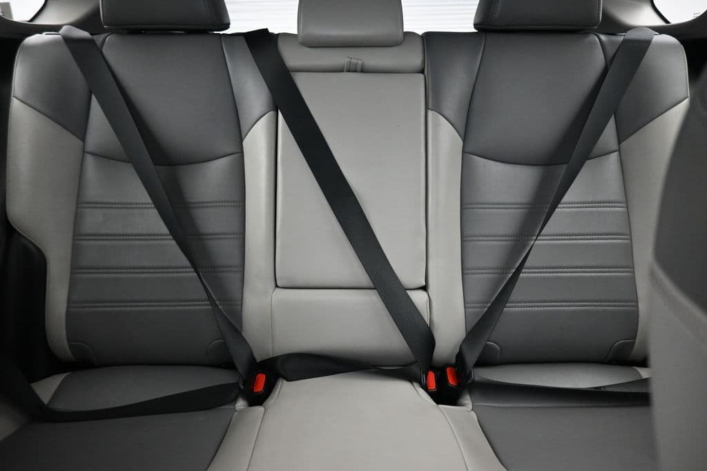 2019 Toyota RAV4 Limited, photo 29 of 61