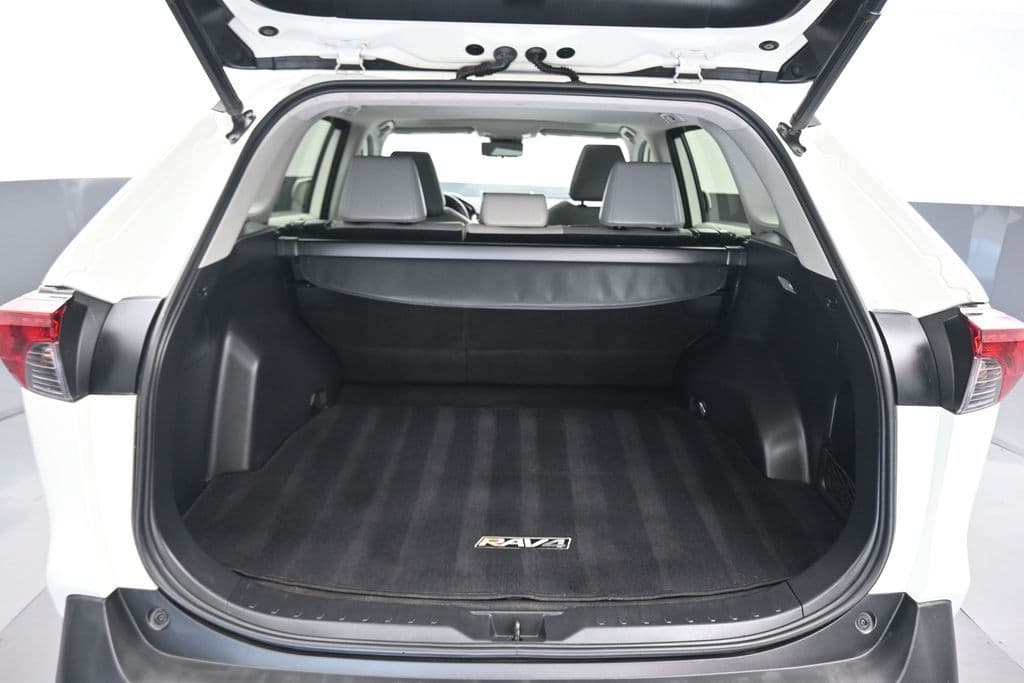 2019 Toyota RAV4 Limited, photo 44 of 61