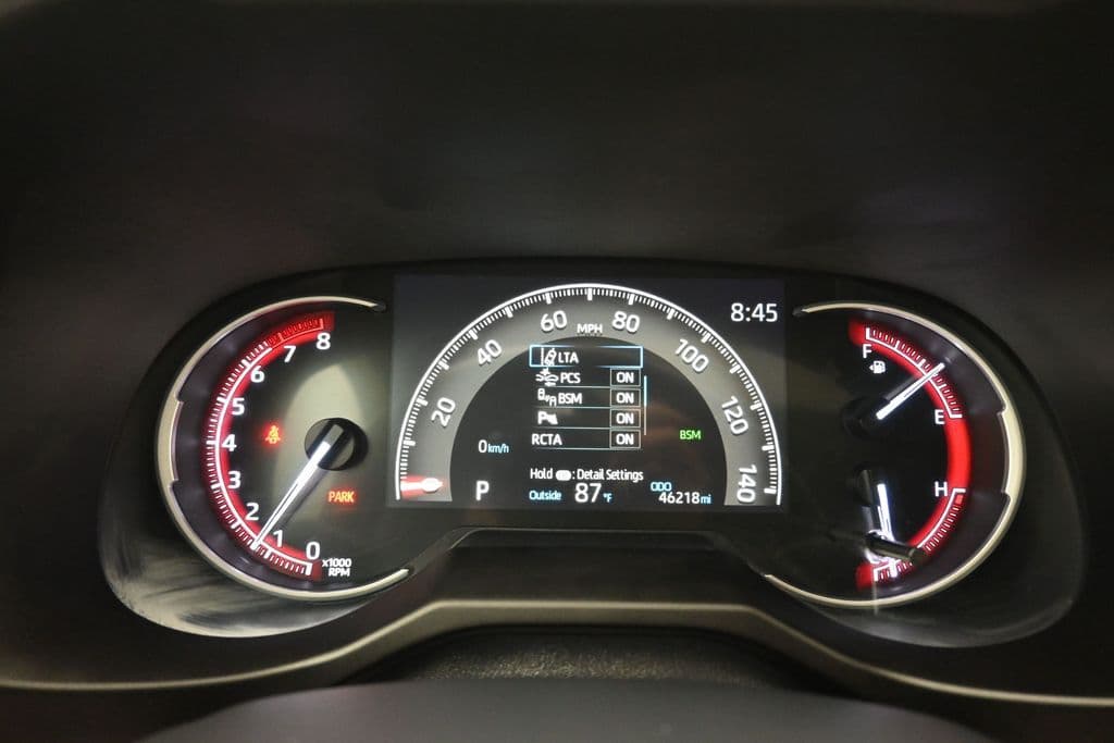 2019 Toyota RAV4 Limited, photo 15 of 61