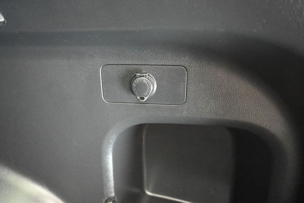 2019 Toyota RAV4 Limited, photo 47 of 61