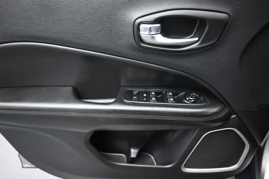 2019 Jeep Compass Latitude, photo 10 of 55