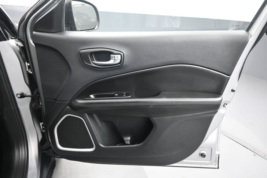 2019 Jeep Compass Latitude, photo 37 of 55