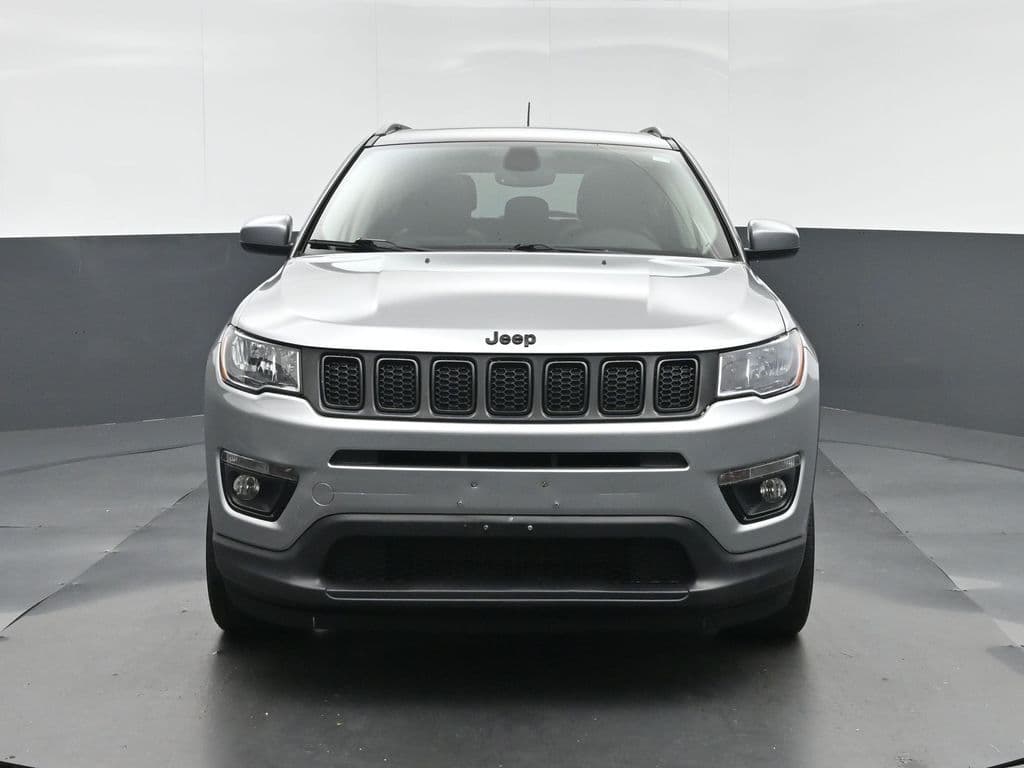 2019 Jeep Compass Latitude, photo 2 of 55