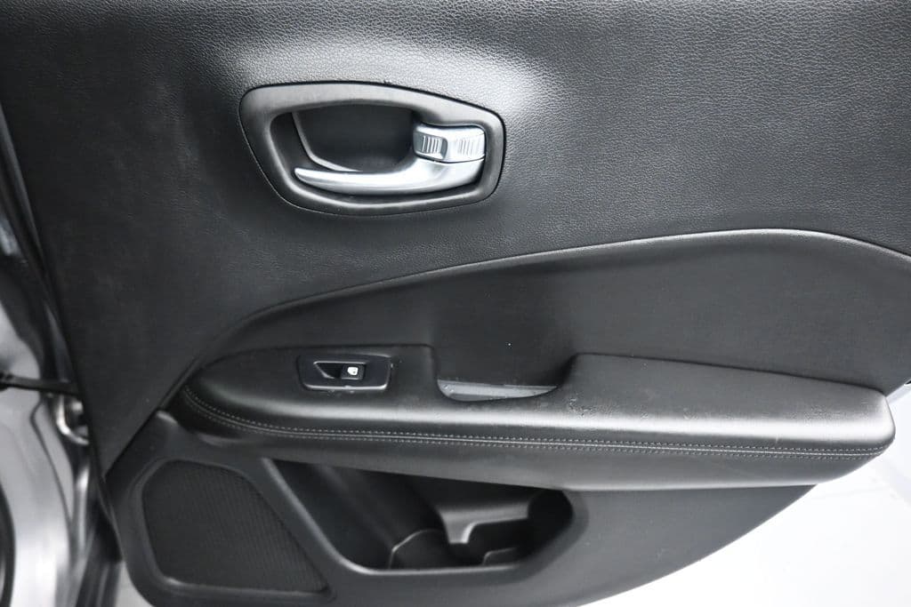 2019 Jeep Compass Latitude, photo 33 of 55