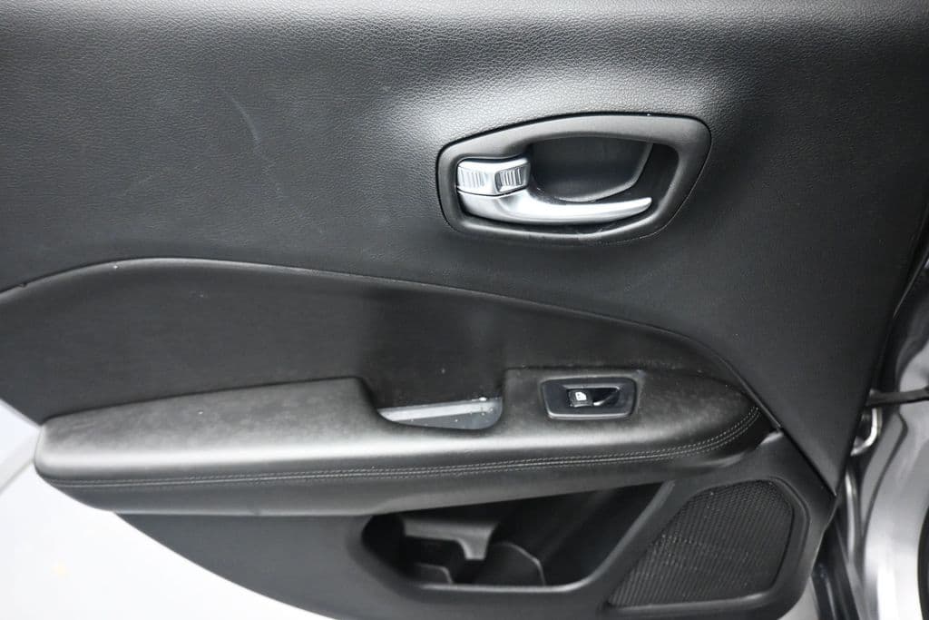 2019 Jeep Compass Latitude, photo 28 of 55