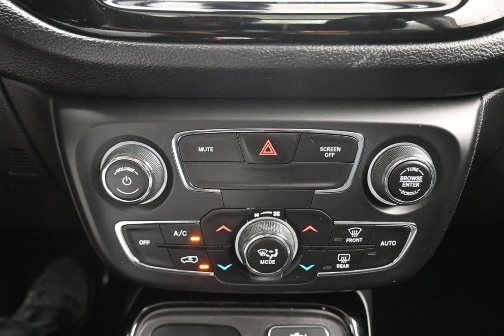 2019 Jeep Compass Latitude, photo 18 of 55