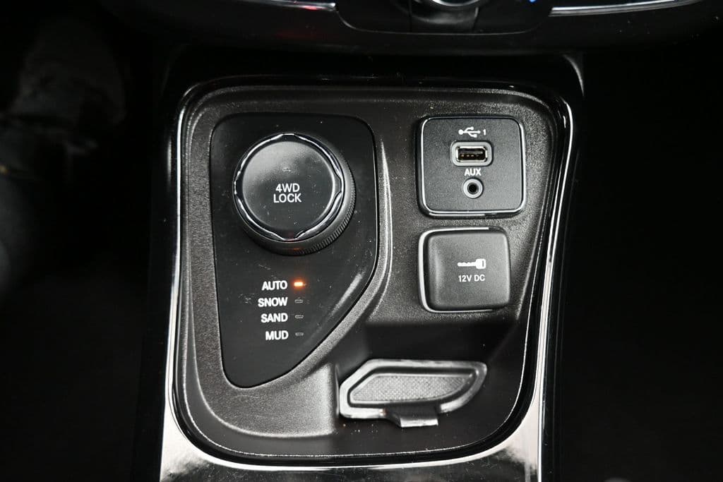 2020 Jeep Compass Limited, photo 20 of 57