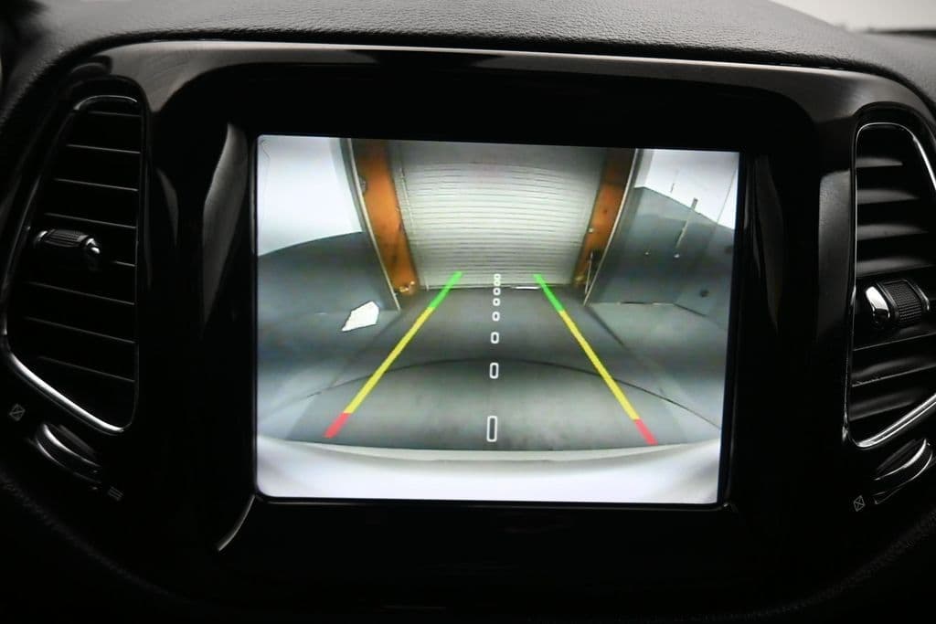 2020 Jeep Compass Limited, photo 17 of 57