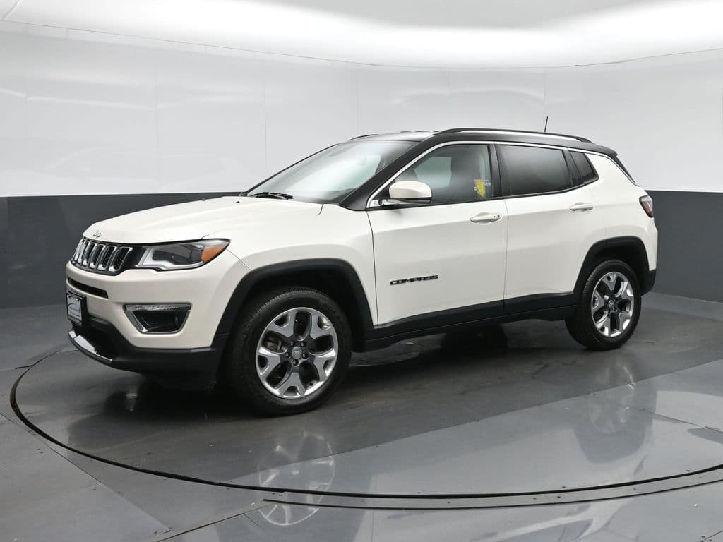 2020 Jeep Compass Limited, photo 3 of 57