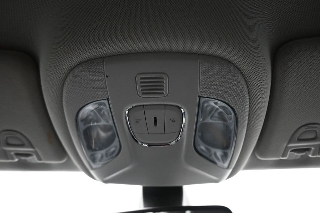 2020 Jeep Compass Limited, photo 23 of 57