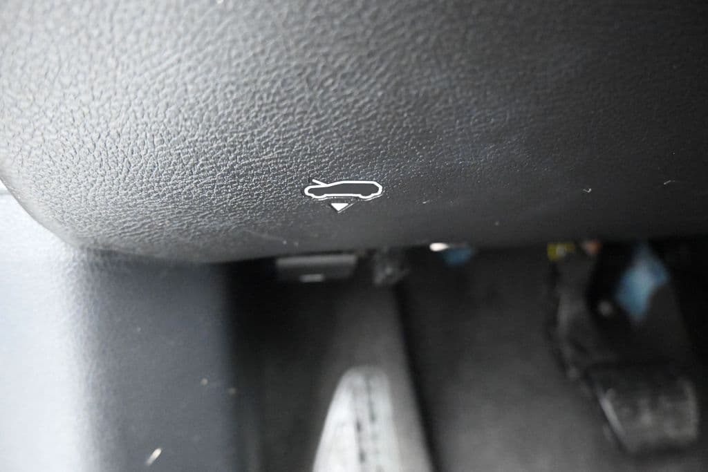 2020 Jeep Compass Limited, photo 25 of 57