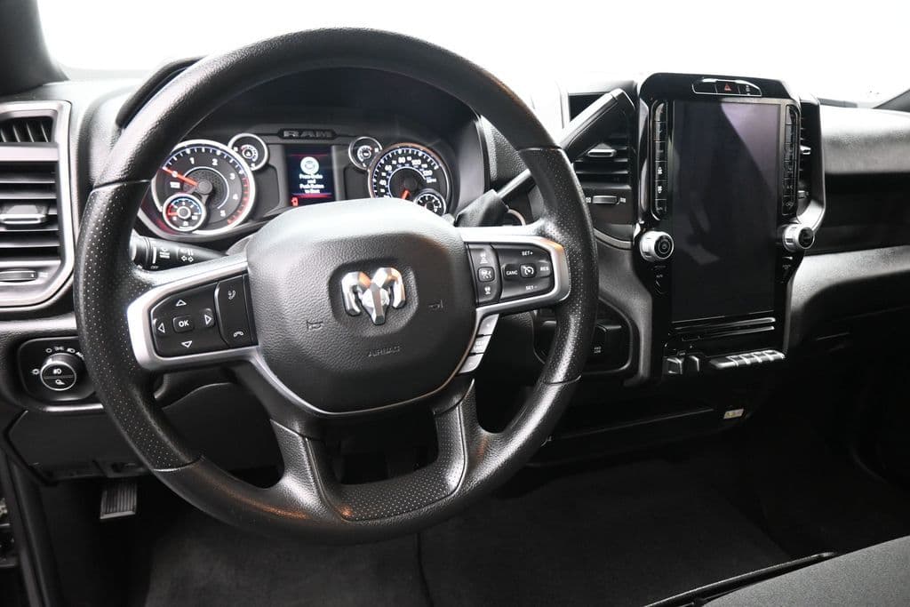 2025 RAM 3500 Tradesman, photo 15 of 65