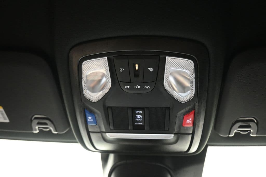 2025 RAM 3500 Tradesman, photo 26 of 65