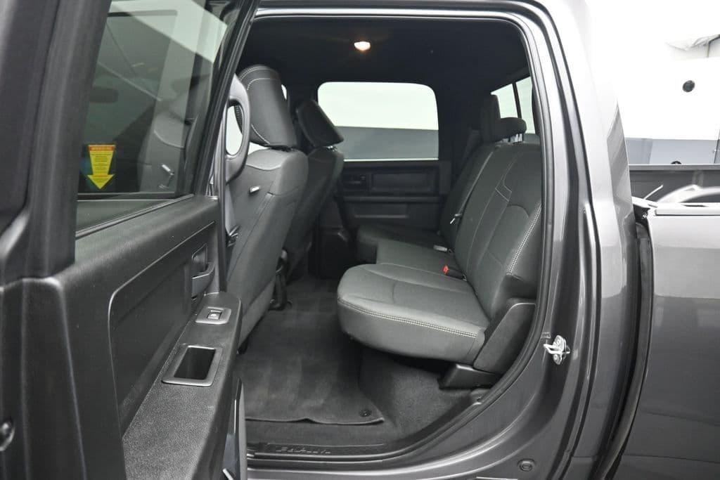 2025 RAM 3500 Tradesman, photo 34 of 65