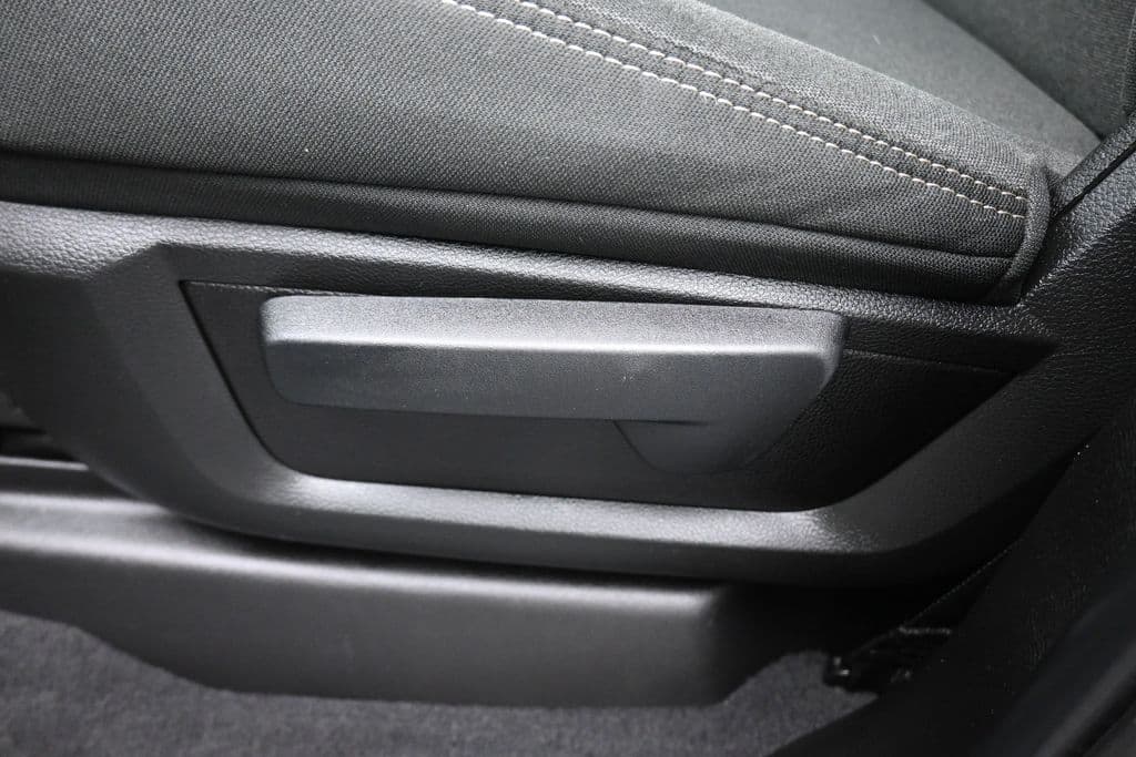 2025 RAM 3500 Tradesman, photo 13 of 65