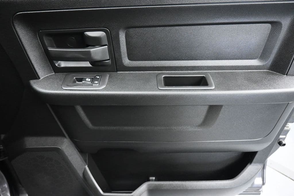 2025 RAM 3500 Tradesman, photo 44 of 65