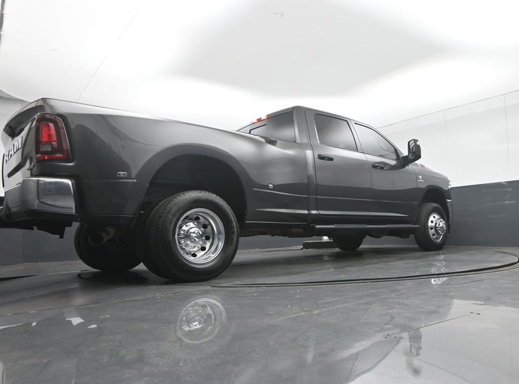 2025 RAM 3500 Tradesman, photo 61 of 65